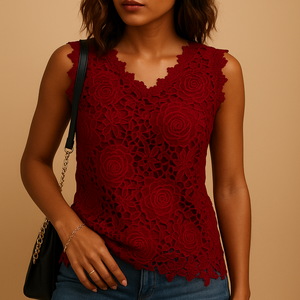 Witte blouse dames met elegante kanten details en ronde hals | Yara 4