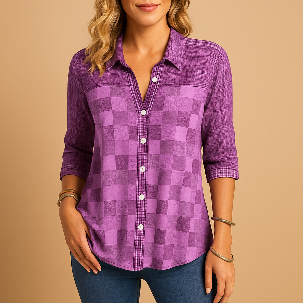 https://cdn.shopify.com/s/files/1/0910/7918/0552/files/Geruite-blouse-met-ademend-ontwerp-voor-dames3.png?v=1746203427