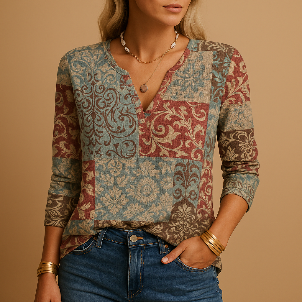 https://cdn.shopify.com/s/files/1/0910/7918/0552/files/Top-met-printmix-en-lange-mouwen-voor-dames.png?v=1747259730