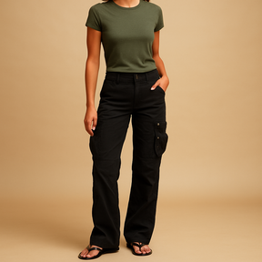 https://cdn.shopify.com/s/files/1/0910/7918/0552/files/cargo-broek-met-zakken-voor-dames-paloma.png?v=1746975057