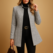 https://cdn.shopify.com/s/files/1/0910/7918/0552/files/getailleerde-blazer-met-elegante-pasvorm-voor-dames-lianne.png?v=1746647082