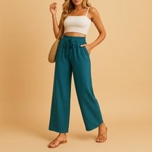 https://cdn.shopify.com/s/files/1/0910/7918/0552/files/loungebroek-met-hoge-taille-en-rechte-pijpen-voor-dames-benthe.png?v=1746649483