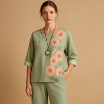 https://cdn.shopify.com/s/files/1/0910/7918/0552/files/luchtige-tweedelige-set-voor-dames4.png?v=1748382995